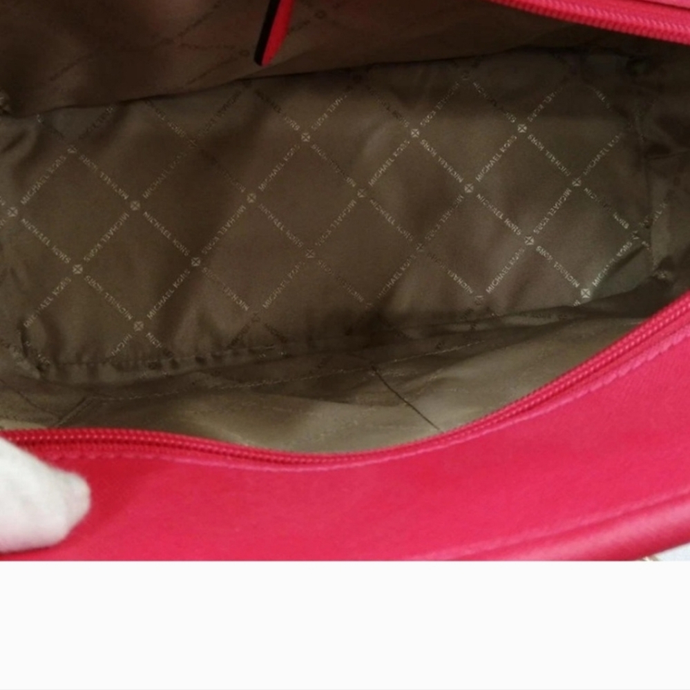 Michael Kors New In Bag Salmon Color Leather Tote Bag with Gold Accents - Picture 8 of 8